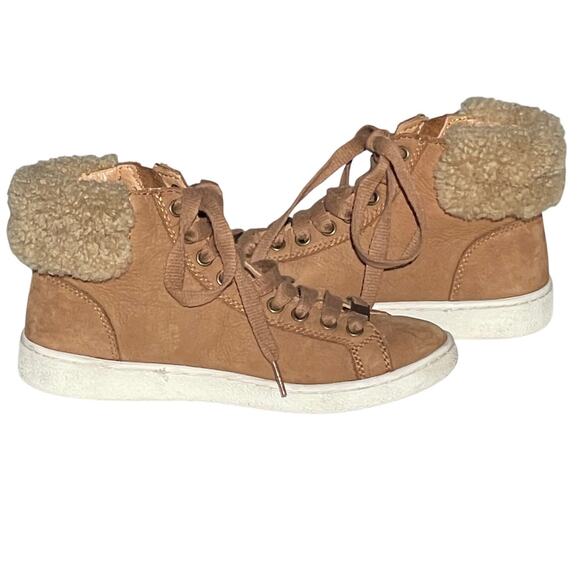 UGG Alameda Women’s Leather Mid Zipper Sneaker Boot Chestnut size 6 - Picture 5 of 9